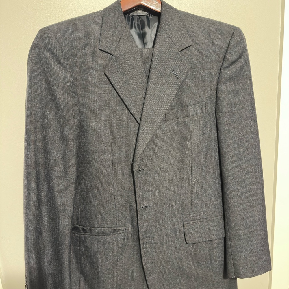 Elegant Charcoal Men's Suit